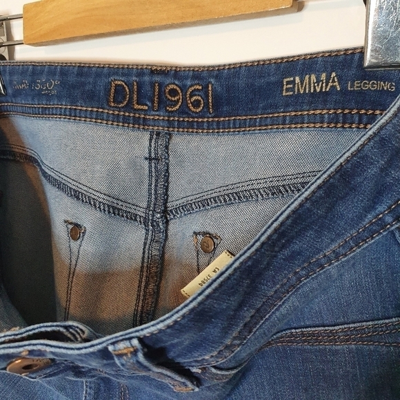 DL 1961 Emma Premium Denim Crop Leggings Size 30 - Picture 5 of 9
